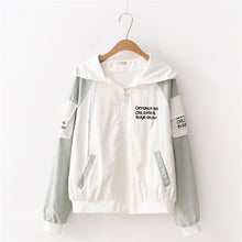 Load image into Gallery viewer, Women's Jackets 2020 Autumn Hooded Causal Windbreaker Famale Basic Coats Loose Zipper Famale Outwears Lightweight Plus Size P619