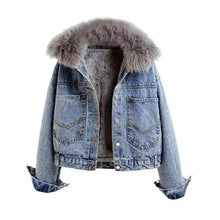 Load image into Gallery viewer, Warm women&#39;s winter motorcycle velvet jacket female short lapels fur thick Korean version plus velvet jacket 2019 bomber jacket
